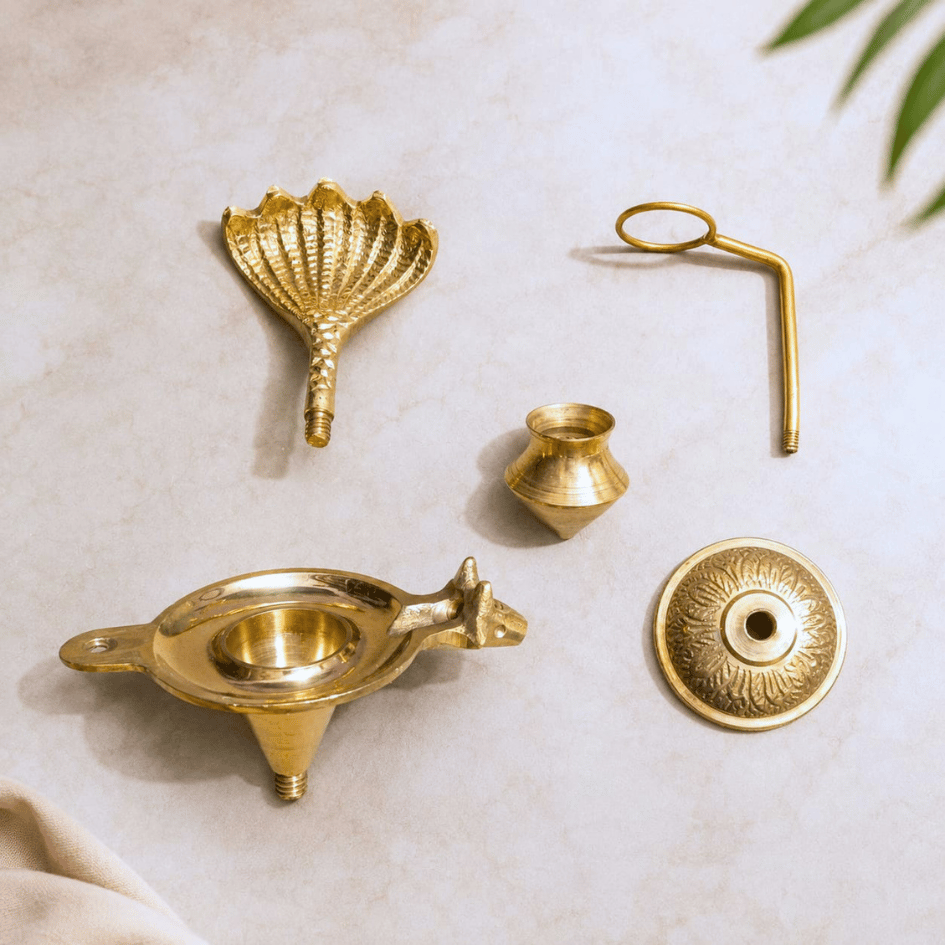 Taatvik Rudra Jaladhari – Premium Detachable Brass Abhishek Stand